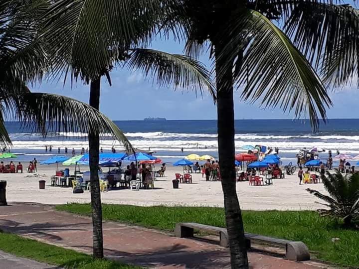 Frente Mar Piscina Churrasqueira Wifi Garagem Portaria 24Hs Appartamento Solemar Esterno foto