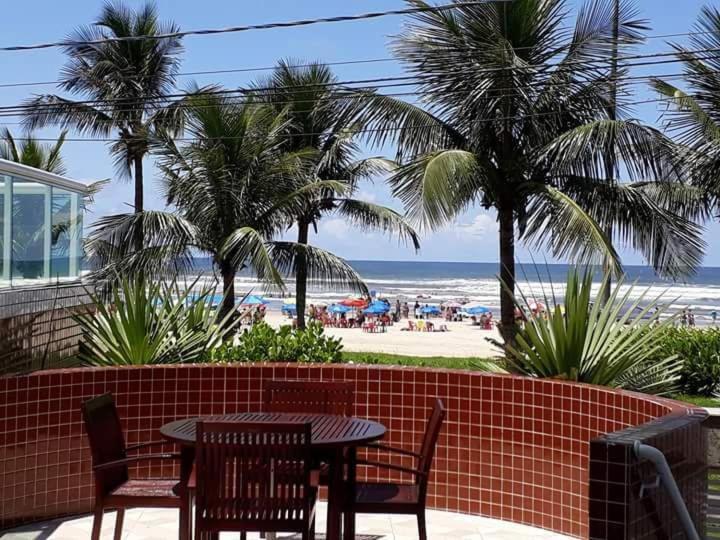 Frente Mar Piscina Churrasqueira Wifi Garagem Portaria 24Hs Appartamento Solemar Esterno foto